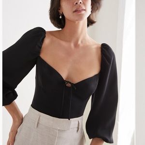 Aritzia novella blouse NWT